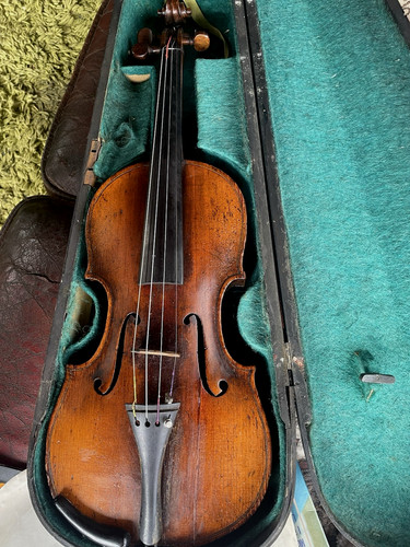 Vecchio violino full - , in