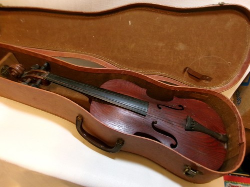 Violino antico con - , custodia