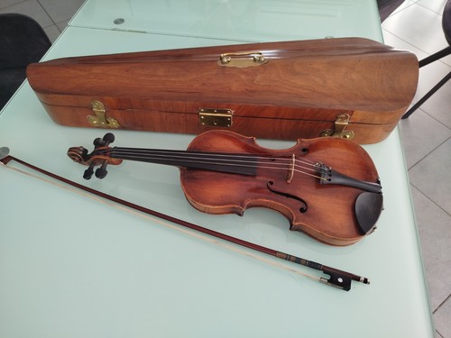 Violino archetto e - archetto,